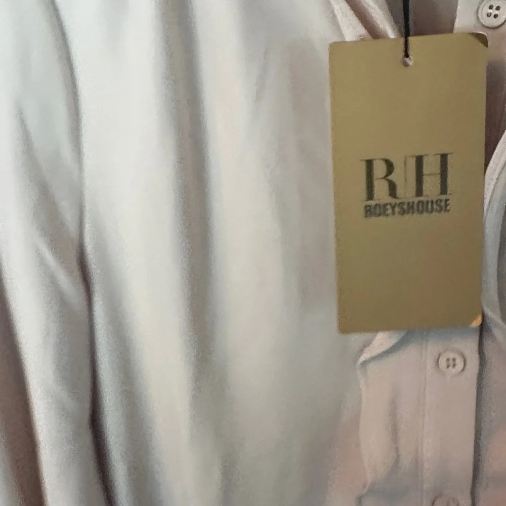 Chic Cream Ruffle Blouse - Picture 5 of 5